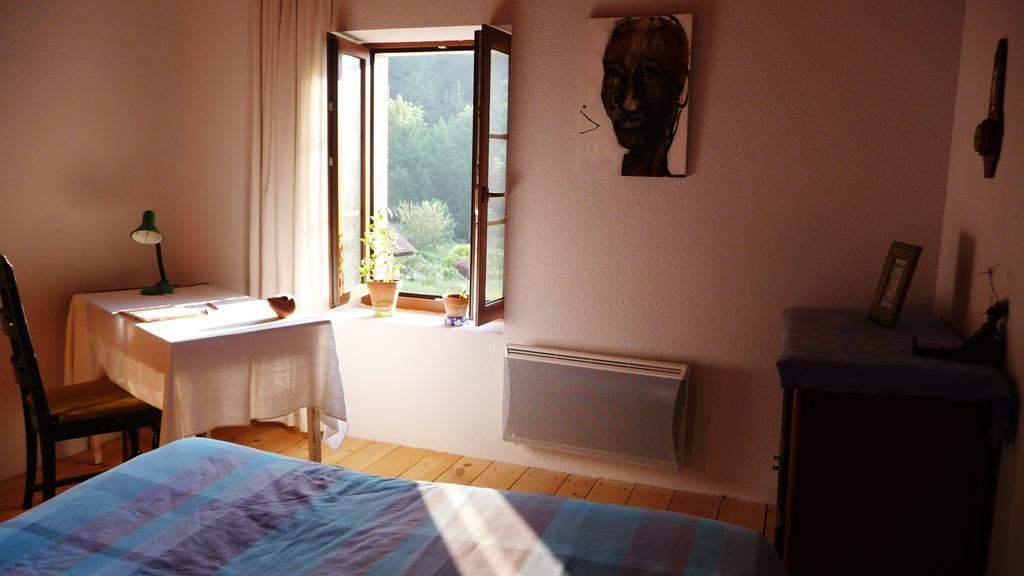 La Chouette A L'Heure Du Pinson Bed & Breakfast Saint-Pierre-d'Entremont  Bagian luar foto
